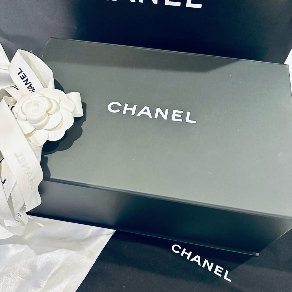 Chanel bag box